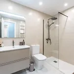 Pass The Keys Stylish 3 Bed Flat In Pacos *