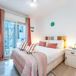 Pass The Keys Stylish 3 Bed Flat In Pacos *