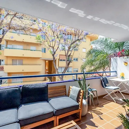 Pass The Keys Stylish 3 Bed Flat In Pacos Fuengirola