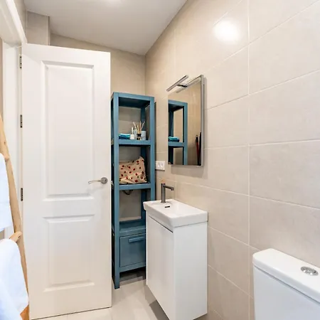 Stylish 3 Bed Flat In Los Pacos - Pass The Keys