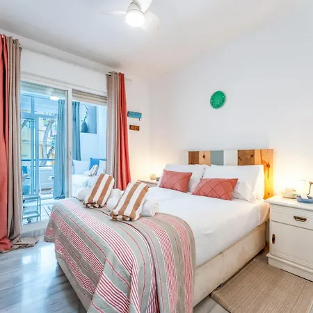 Stylish 3 Bed Flat In Los Pacos - Pass The Keys *