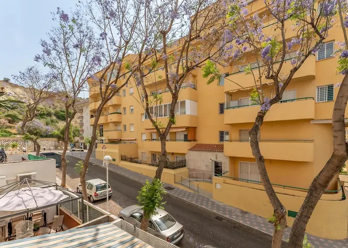 Apartment Pass The Keys Stylish 3 Bed Flat In Pacos Fuengirola