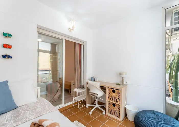 Pass The Keys Stylish 3 Bed Flat In Pacos Apartment Fuengirola