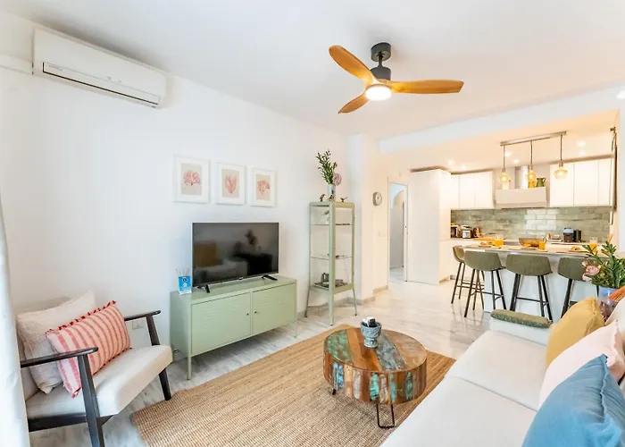 Pass The Keys Stylish 3 Bed Flat In Pacos * Fuengirola